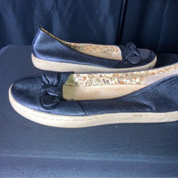 Bare Traps Black Slip Ons Trycia Women’s Size 8M - Picture 6 of 12